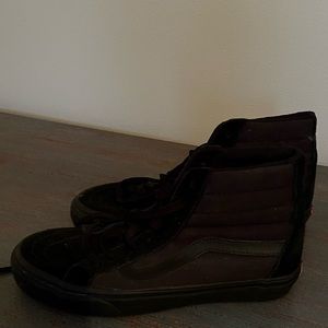 Black high top vans size 9 never worn